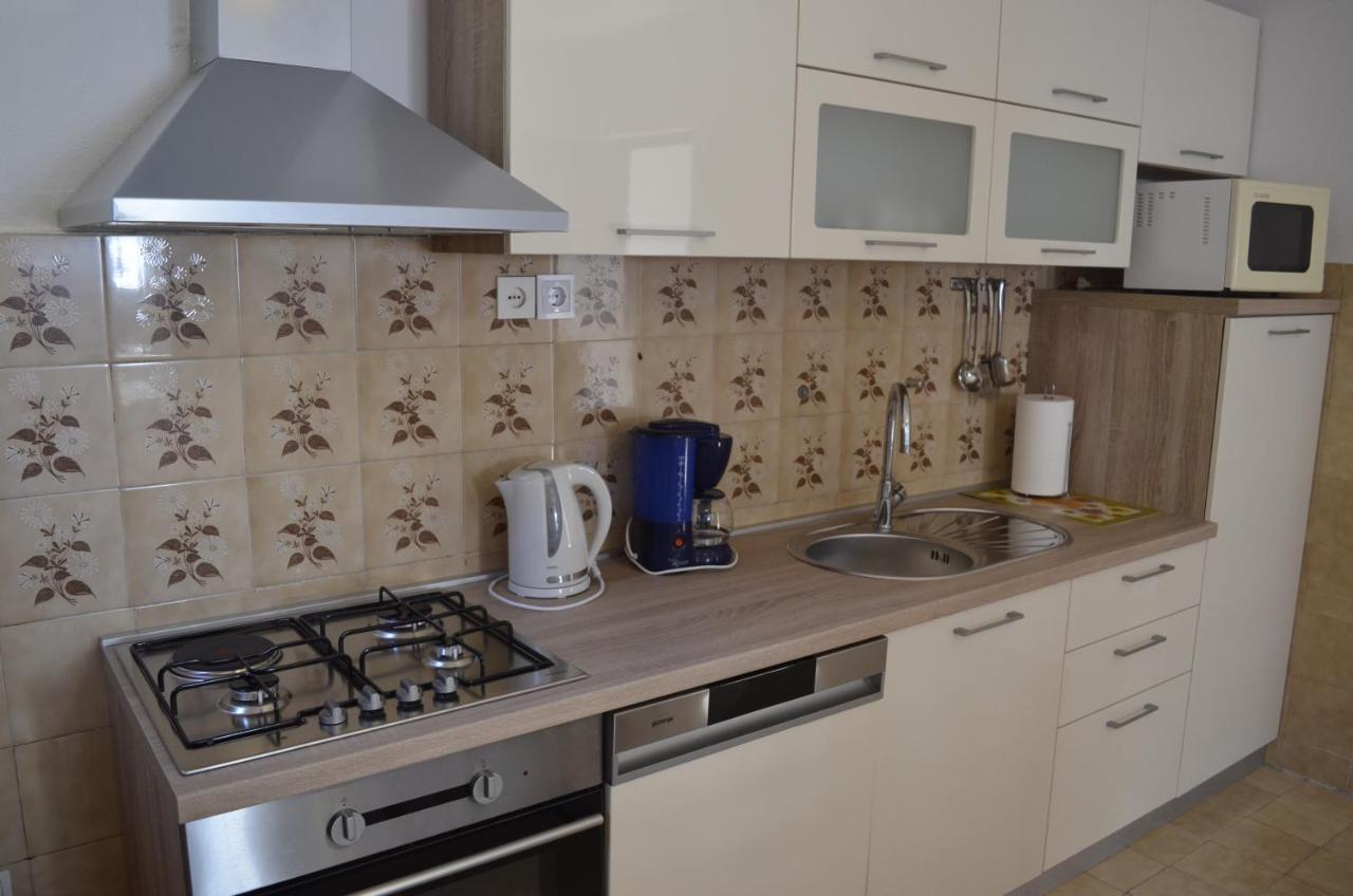 Apartment Ana Kastel Sucurac Luaran gambar