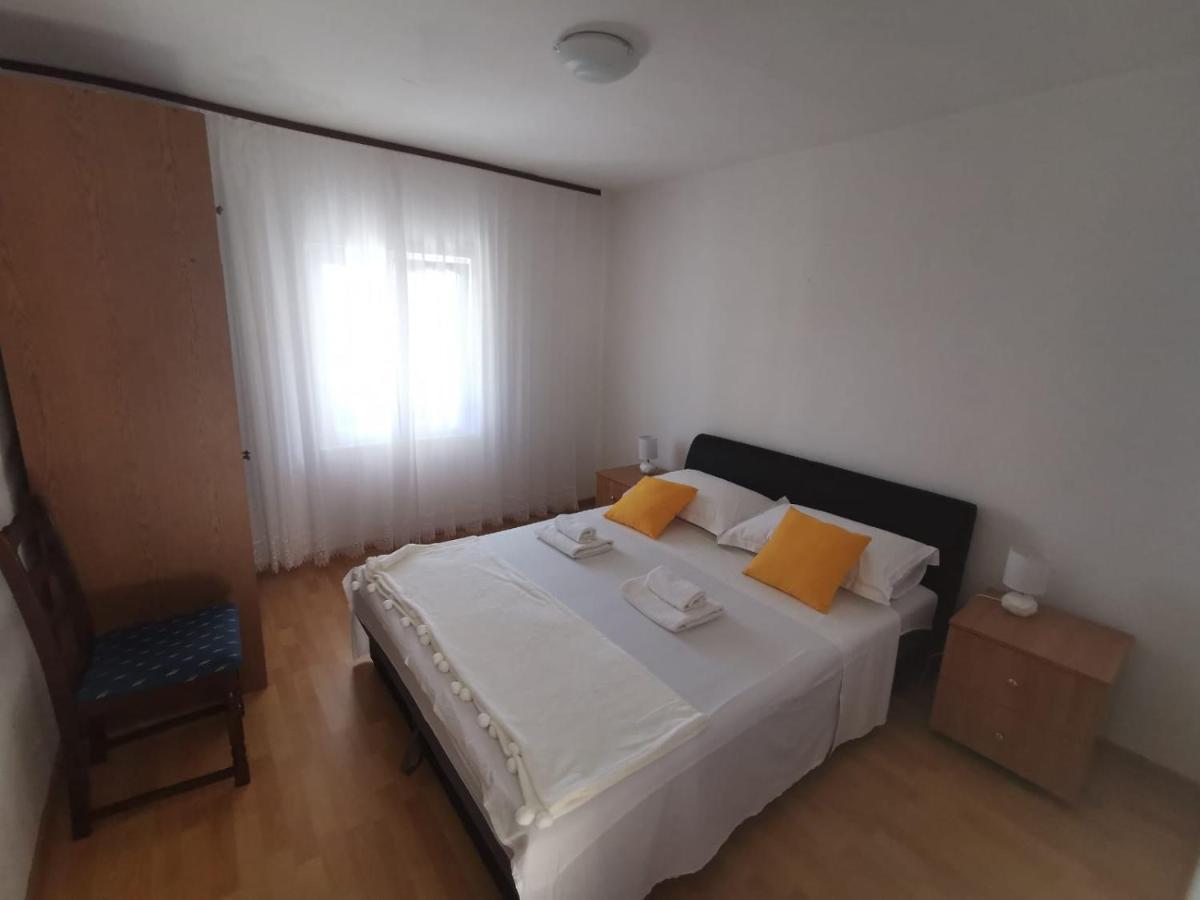 Apartment Ana Kastel Sucurac Luaran gambar