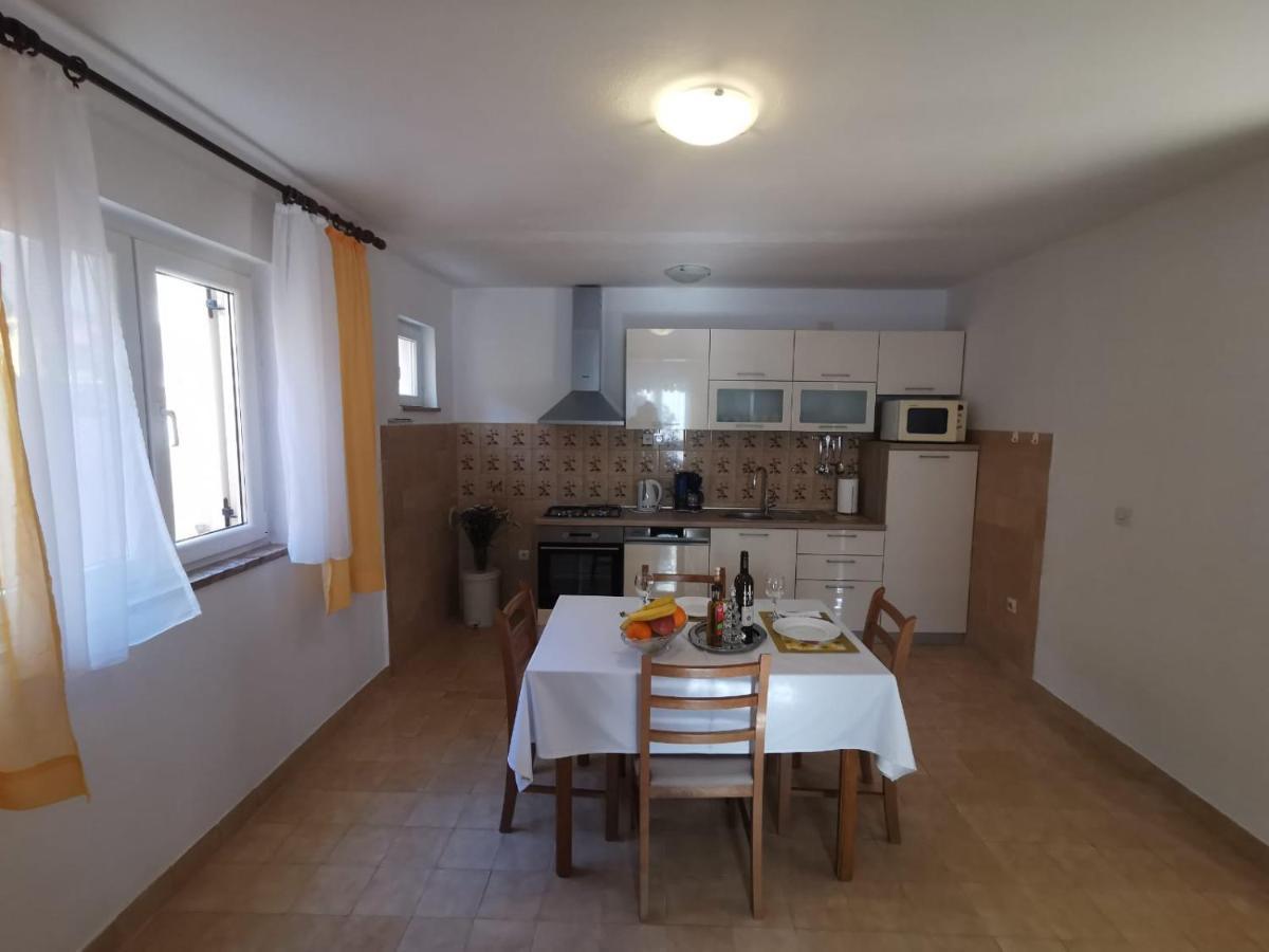 Apartment Ana Kastel Sucurac Luaran gambar